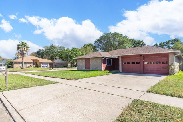 2763 Willow Creek Drive, League City, TX 77573