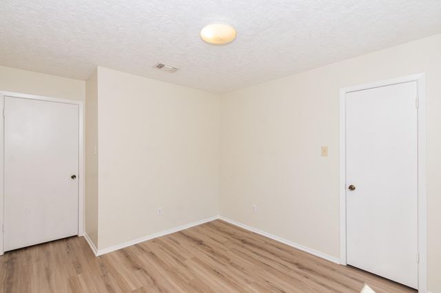 2763 Willow Creek Drive, League City, TX 77573