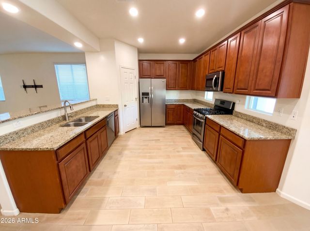 10788 W BRONCO Trail, Peoria, AZ 85383