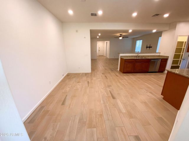 10788 W BRONCO Trail, Peoria, AZ 85383