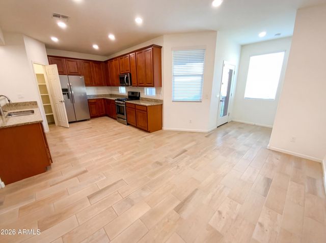 10788 W BRONCO Trail, Peoria, AZ 85383