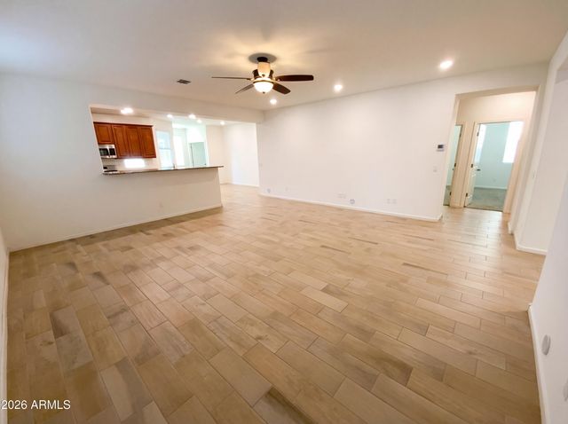 10788 W BRONCO Trail, Peoria, AZ 85383