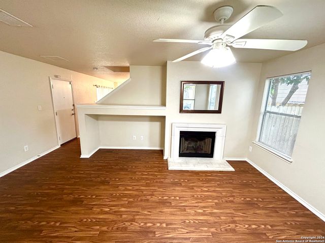 423 MAHOGANY CHEST, San Antonio, TX 78249