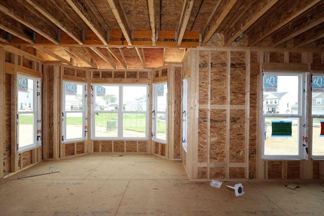 362 Oakmont Drive, Commercial Point, OH 43116
