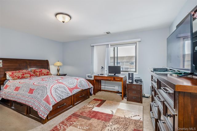 100 Daly Boulevard 2410, Oceanside, NY 11572