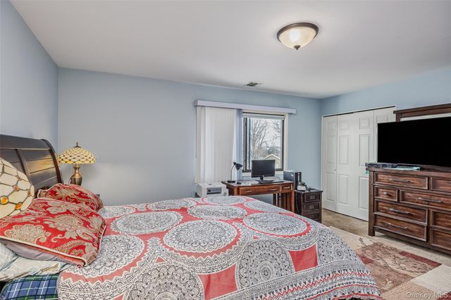 100 Daly Boulevard 2410, Oceanside, NY 11572