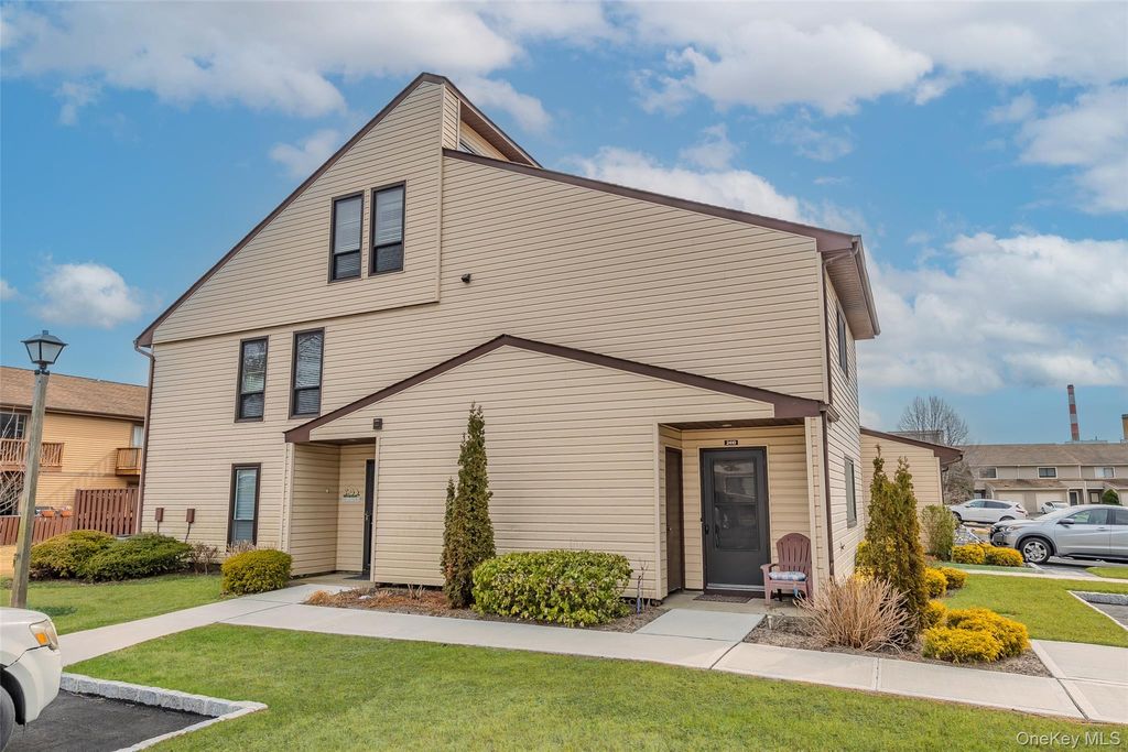 100 Daly Boulevard 2410, Oceanside, NY 11572