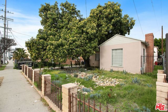 13623 Vanowen Street, Van Nuys, CA 91405