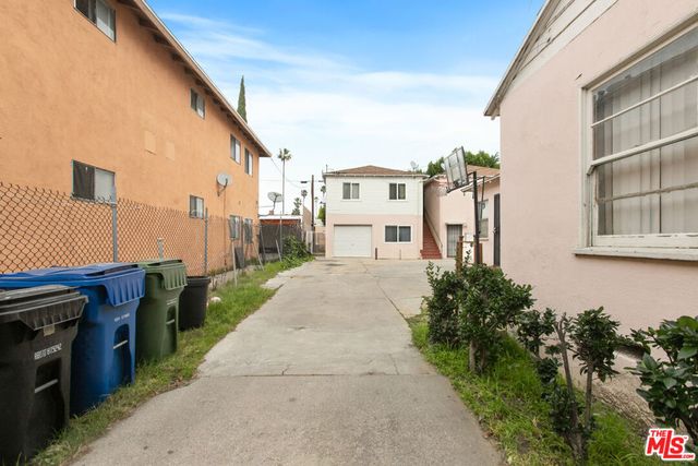 13623 Vanowen Street, Van Nuys, CA 91405
