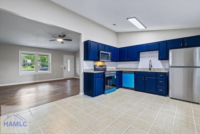 1016 Farr Court, Hinesville, GA 31313