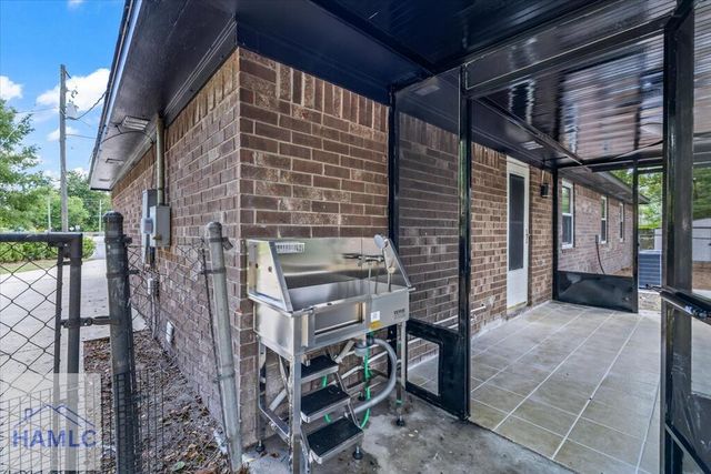 1016 Farr Court, Hinesville, GA 31313