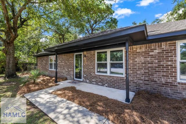 1016 Farr Court, Hinesville, GA 31313