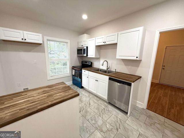 922 W 42Nd Street, Savannah, GA 31415