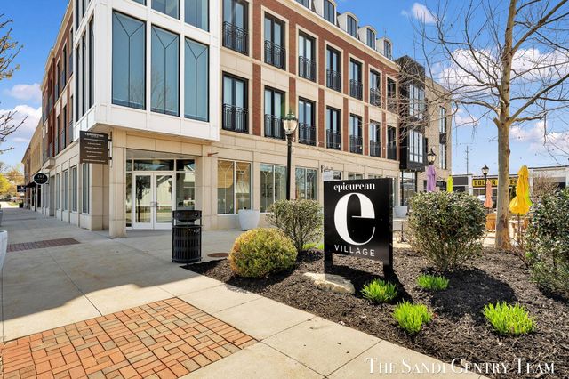 110 W Savidge Street 302, Spring Lake Vllg, MI 49456