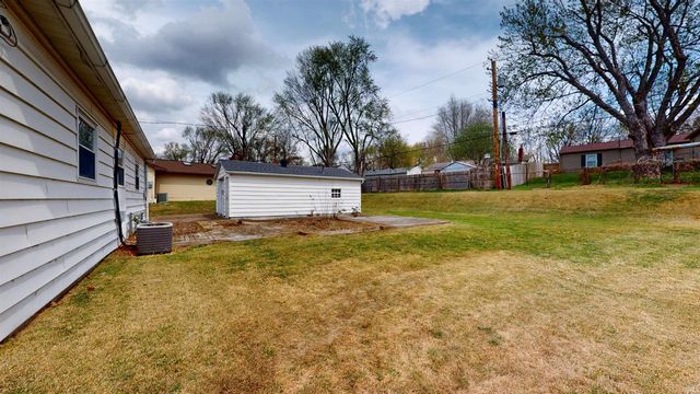 4315 Chadwick Road, Evansville, IN 47710