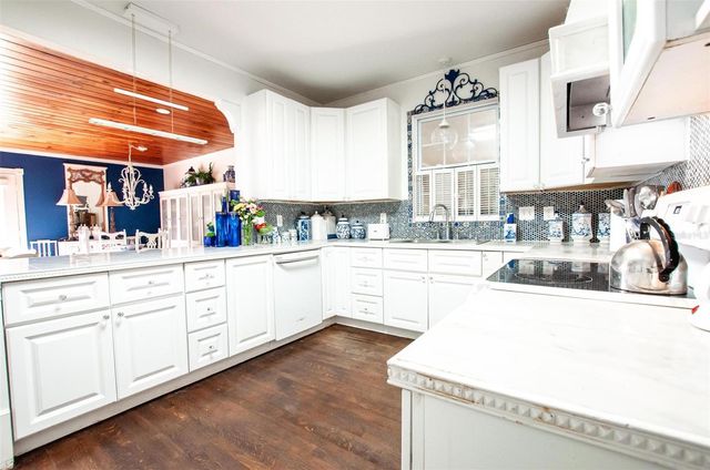 1102 N ARCADIA AVENUE, Arcadia, FL 34266