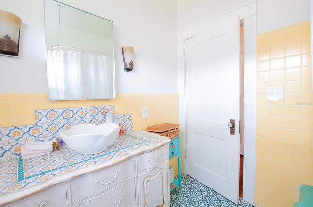 1102 N ARCADIA AVENUE, Arcadia, FL 34266