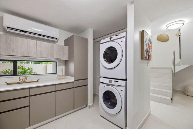 33 ZUANIA STREET, Guaynabo, PR 00966