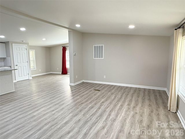 1332 Poplar Glen Drive, Kannapolis, NC 28083