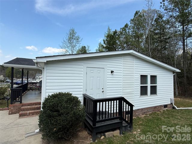 1332 Poplar Glen Drive, Kannapolis, NC 28083