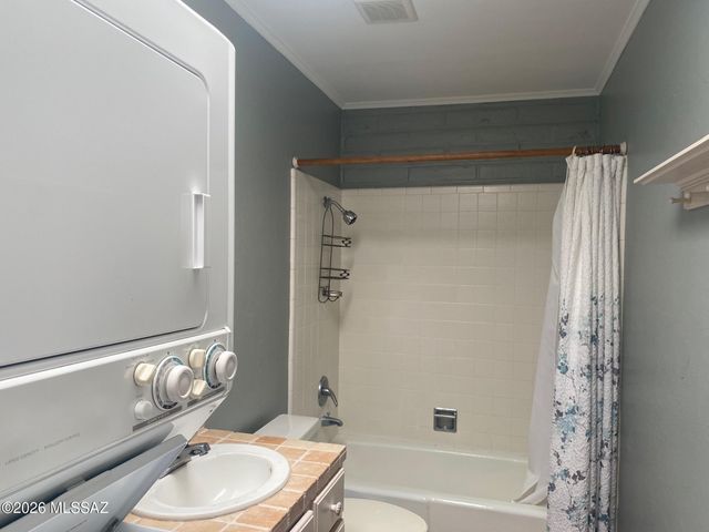 604 W Roller Coaster Road, Tucson, AZ 85704