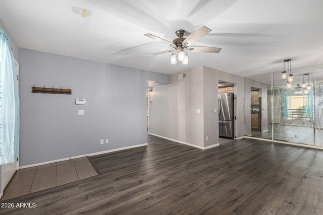 1340 N RECKER Road 207, Mesa, AZ 85205