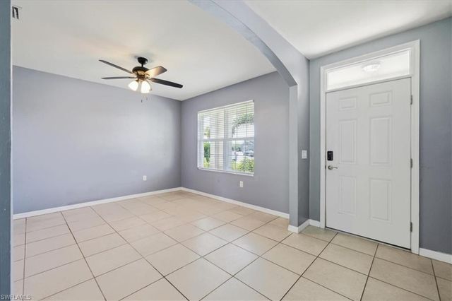 2703 Loreto CT, Cape Coral, FL 33909