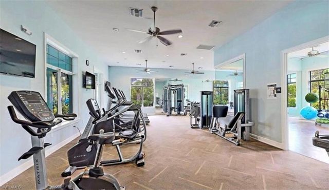2703 Loreto CT, Cape Coral, FL 33909