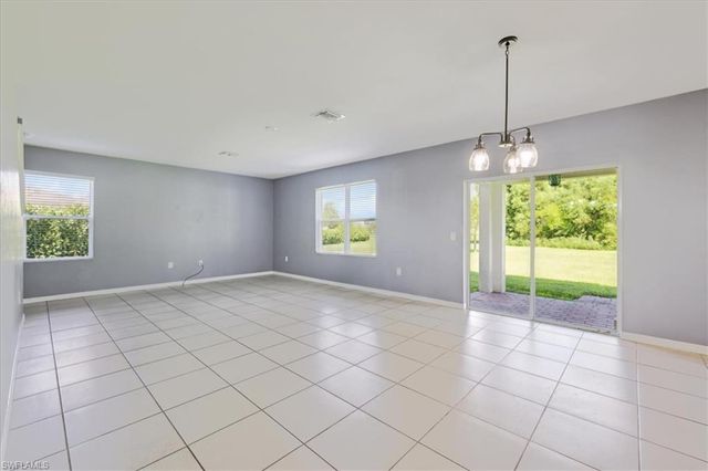 2703 Loreto CT, Cape Coral, FL 33909