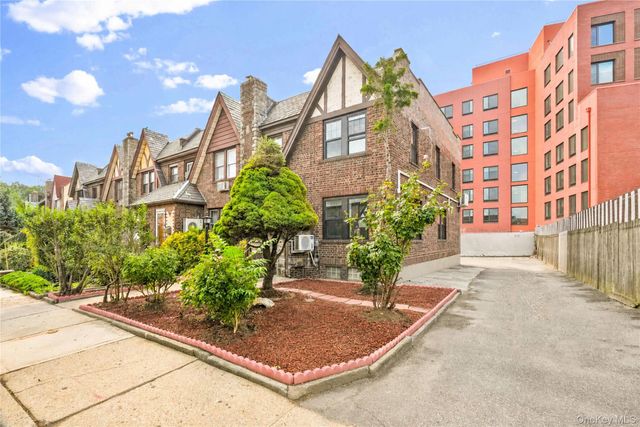 8514 68th Avenue, Rego Park, NY 11374