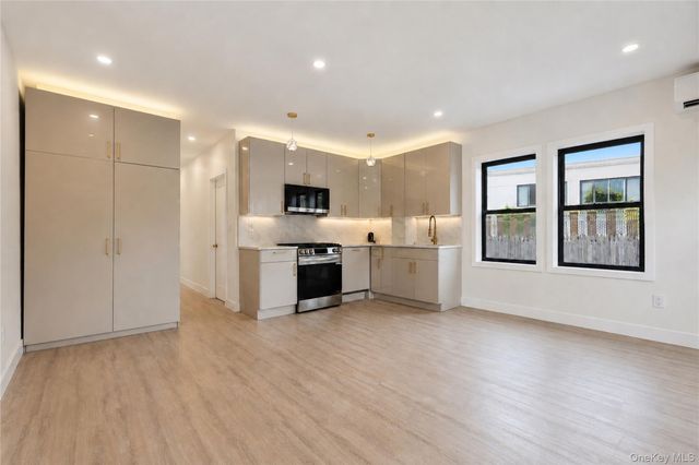 8514 68th Avenue, Rego Park, NY 11374