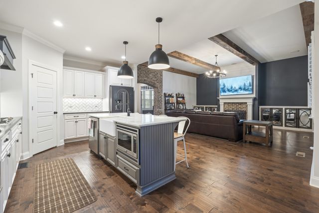 2293 Coppergate Way, Thompsons Station, TN 37179