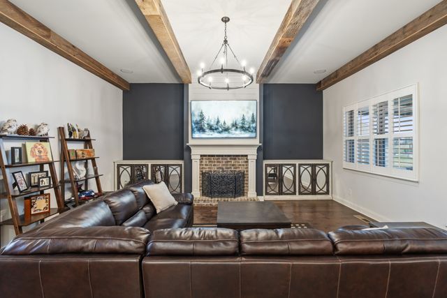 2293 Coppergate Way, Thompsons Station, TN 37179