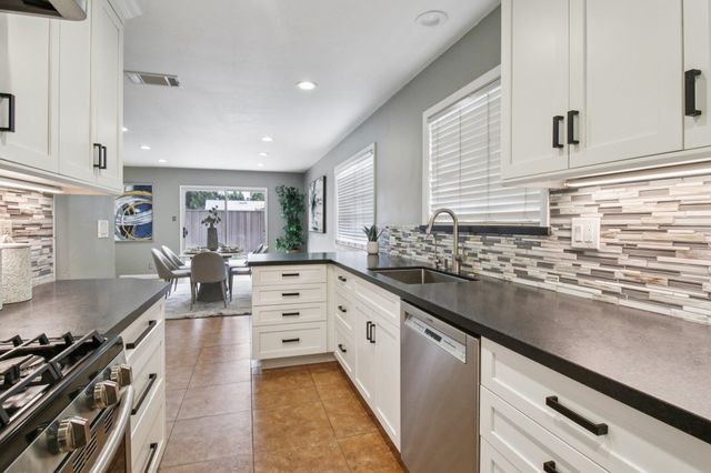 4178 Francisco St, Pleasanton, CA 94566