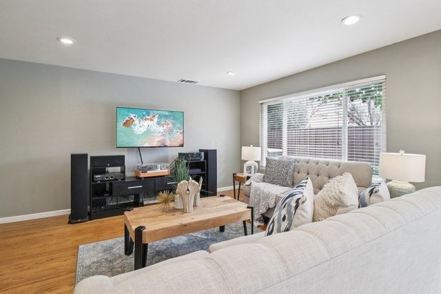 4178 Francisco St, Pleasanton, CA 94566