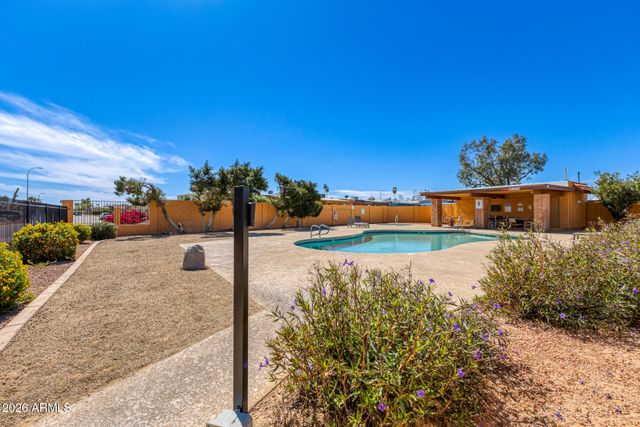 847 W RICE Drive, Tempe, AZ 85283