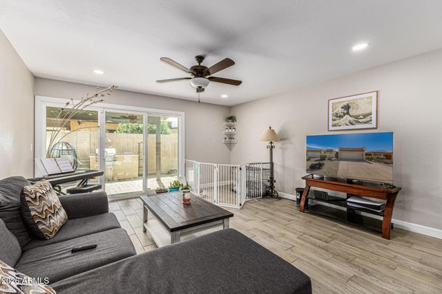 847 W RICE Drive, Tempe, AZ 85283