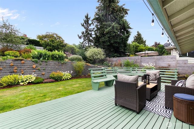 6714 14th Avenue SW, Seattle, WA 98106