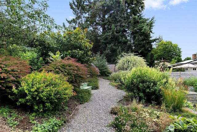 6714 14th Avenue SW, Seattle, WA 98106