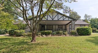 24371 S Lindley Drive, Claremore, OK 74019