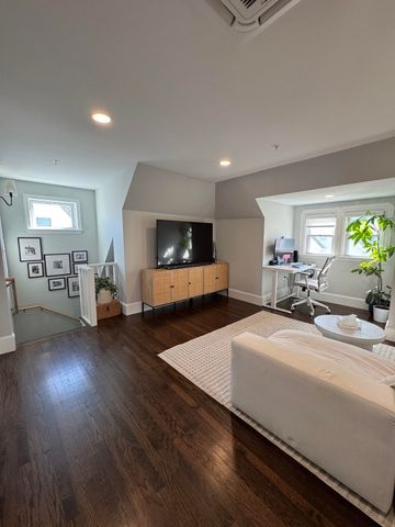 12 Magnolia St 3, Malden, MA 02148