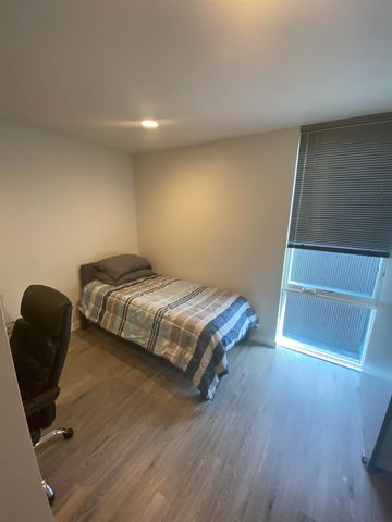 906 E Indiana Ave, Spokane, WA 99207