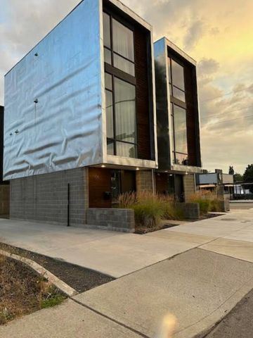 906 E Indiana Ave, Spokane, WA 99207