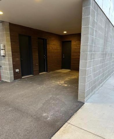 906 E Indiana Ave, Spokane, WA 99207