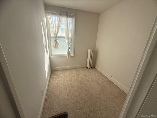 15 William Street, Williston Park, NY 11596