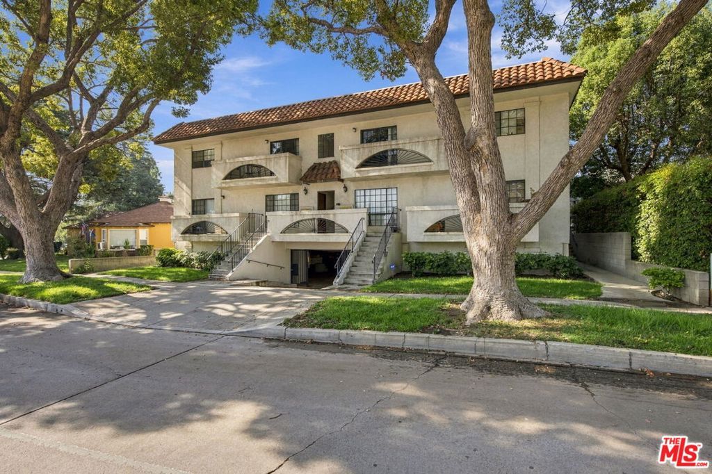 1544 N Edison Boulevard, Burbank, CA 91505 — photo 2