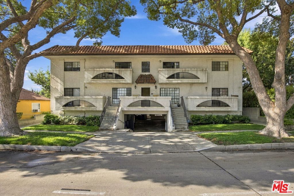 1544 N Edison Boulevard, Burbank, CA 91505 — photo 4
