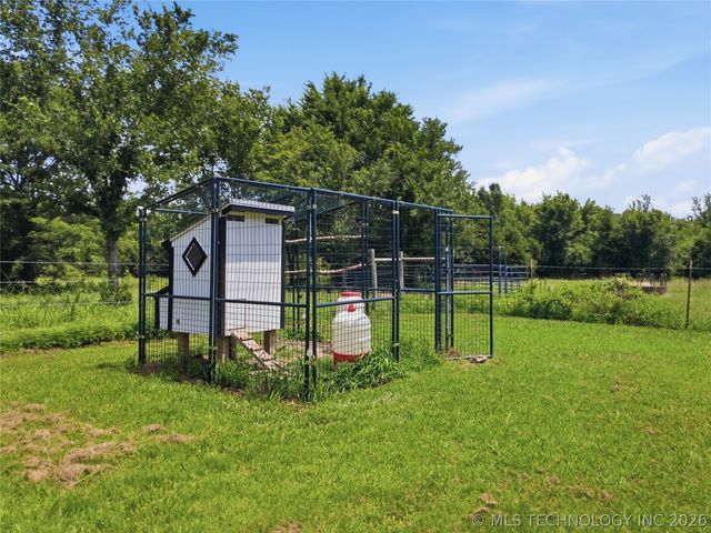 16205 S Cedar Road, Claremore, OK 74017