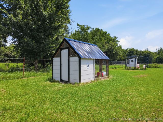 16205 S Cedar Road, Claremore, OK 74017