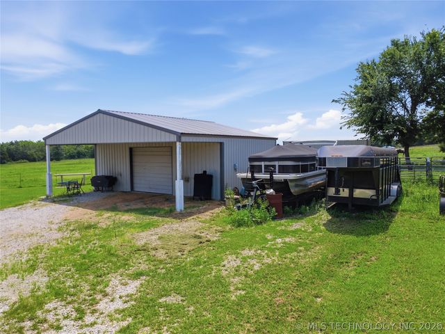 16205 S Cedar Road, Claremore, OK 74017